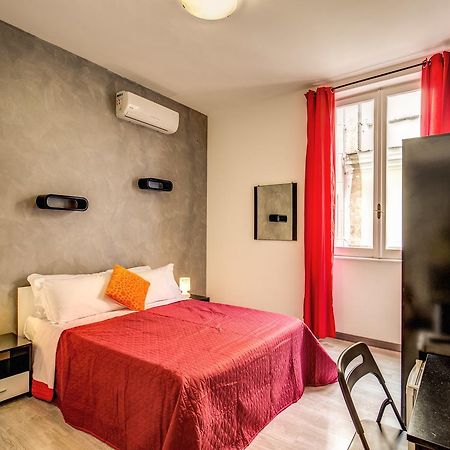 Enzo Luxury Rooms ローマ エクステリア 写真