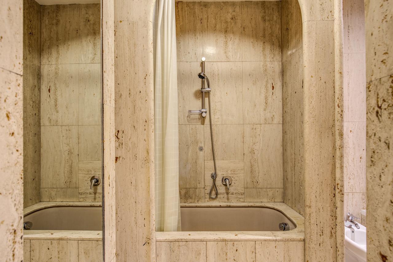 Enzo Luxury Rooms ローマ エクステリア 写真