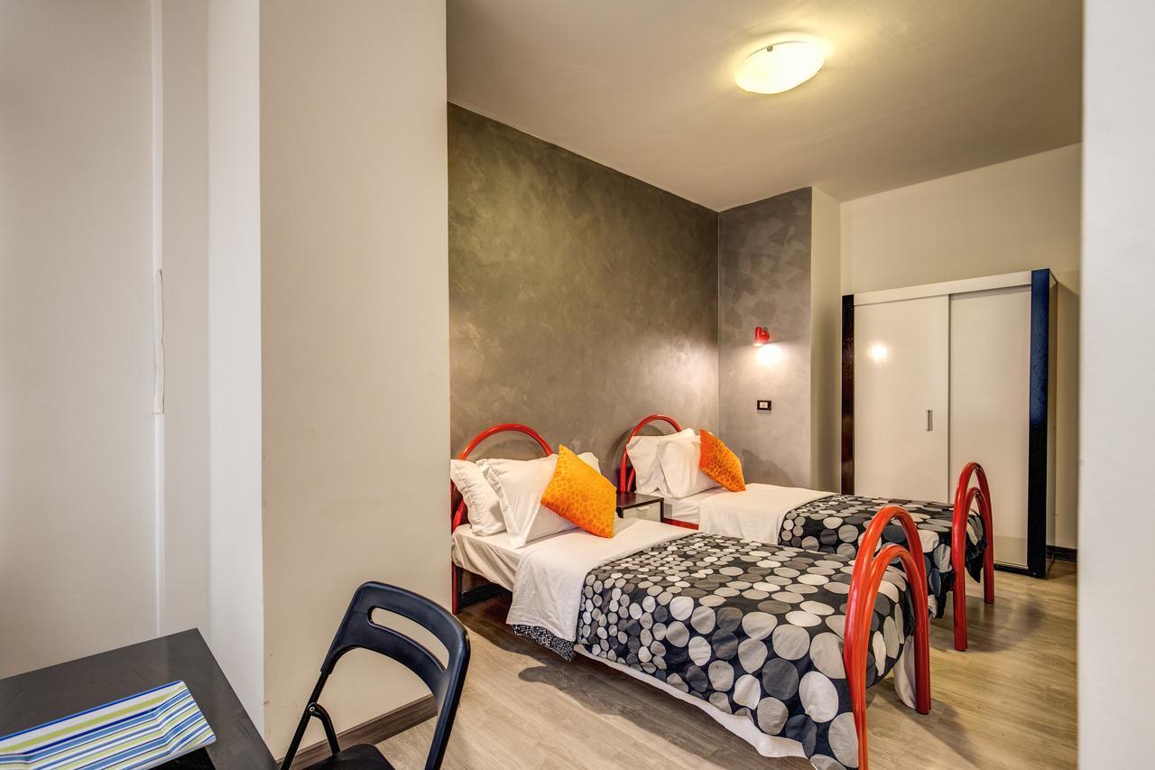 Enzo Luxury Rooms ローマ エクステリア 写真