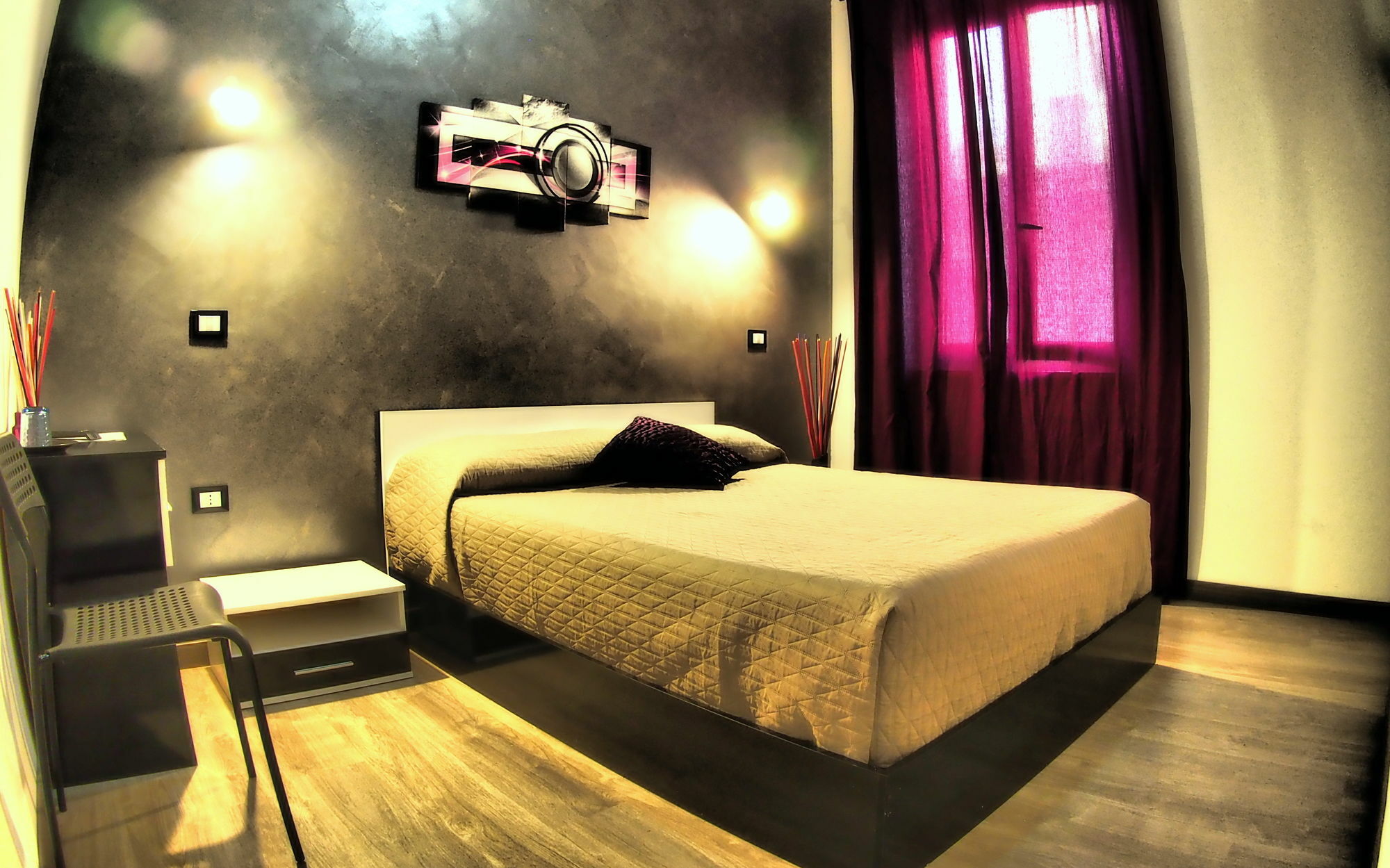 Enzo Luxury Rooms ローマ エクステリア 写真