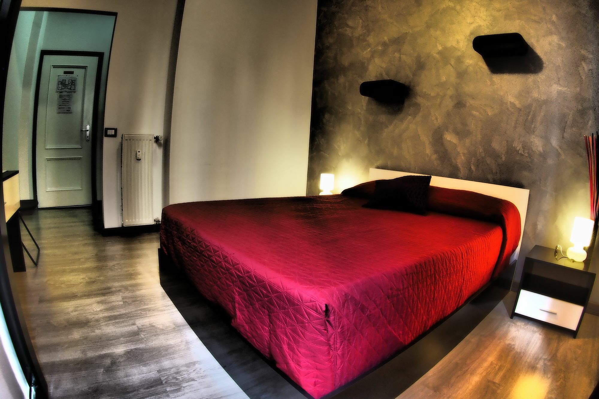 Enzo Luxury Rooms ローマ エクステリア 写真
